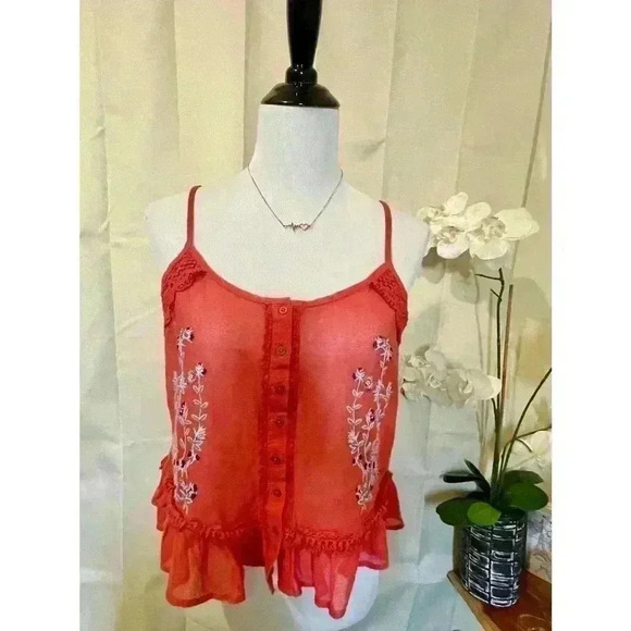 Forever21 Floral Embroidered Cami - Picture 2 of 5